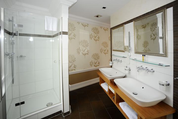 Bath Interior