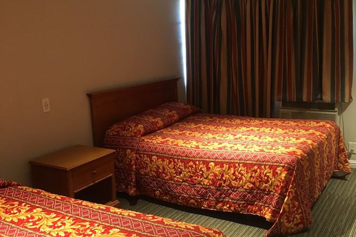 Room 11 of 22
