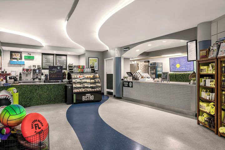 Guest Lobby