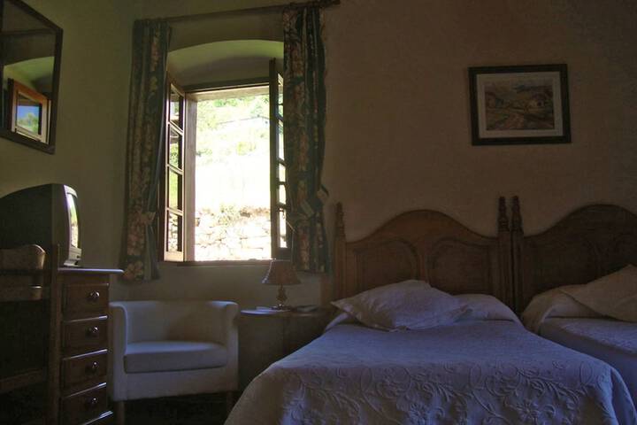 Room 26 of 53