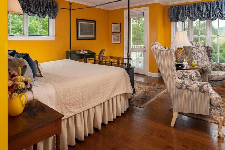 Guest Suite Photo