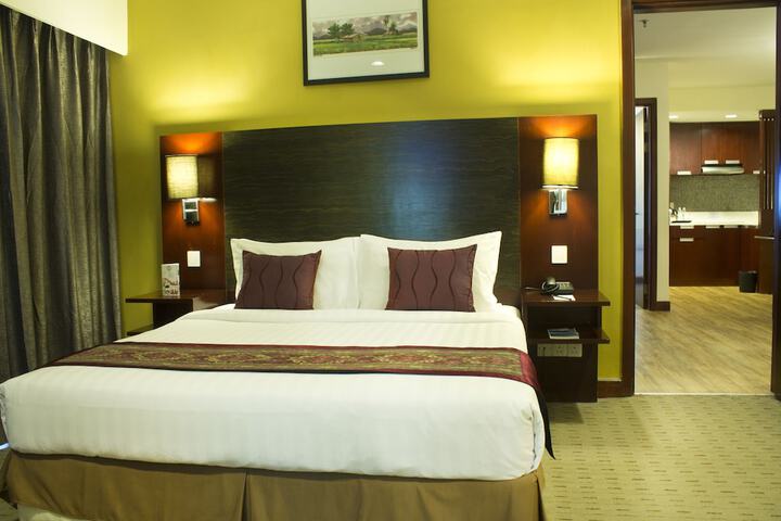 Room 15 of 68