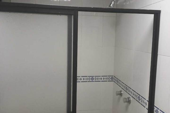 Room 17 of 23