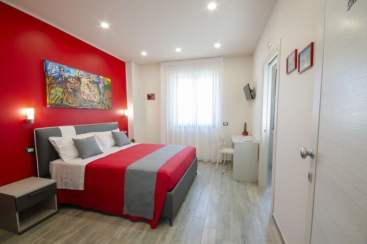 Room 6 of 19