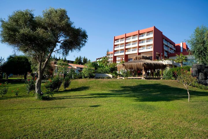 Hotel 107 of 108