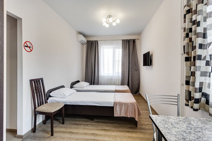 Room 25 of 72