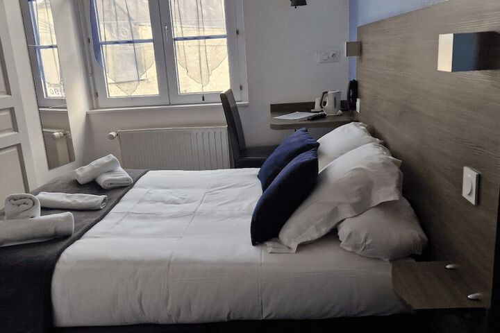 Room 19 of 49