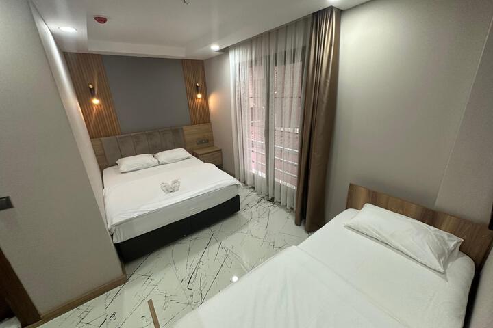 Room 21 of 113