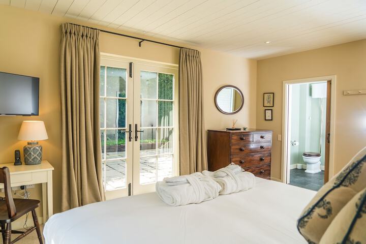 Room 14 of 84