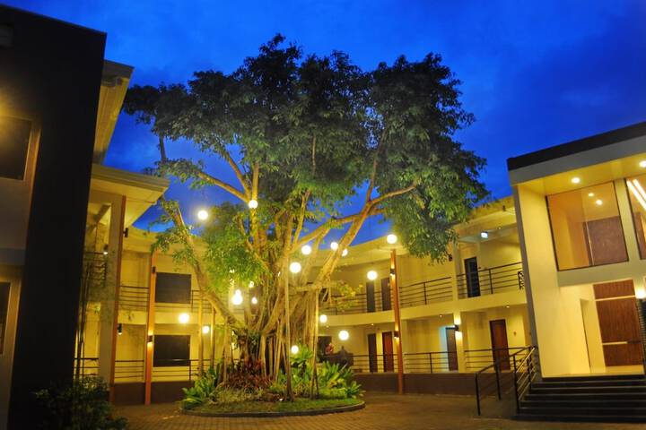 Hotel 56 of 58