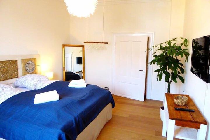 Room 15 of 47