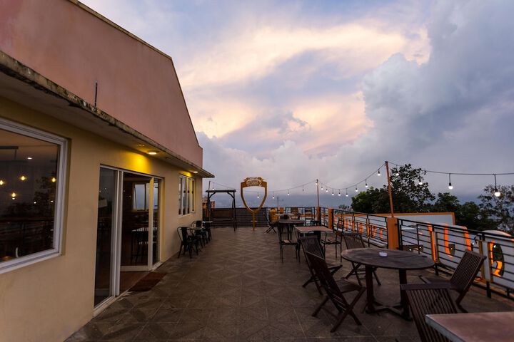 Hotel 68 of 73