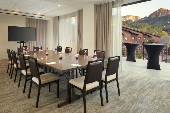 Meeting facility