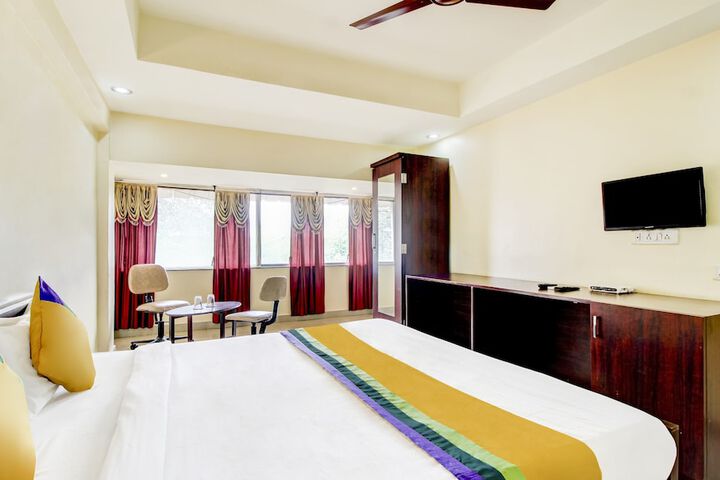 Room 15 of 20
