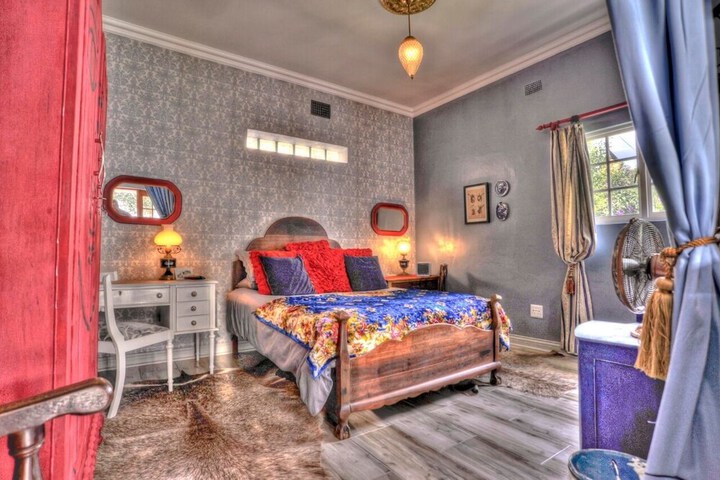 Room 8 of 159