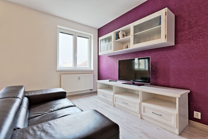 Room 12 of 27