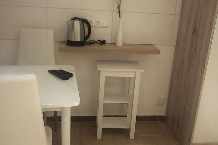 Room 17 of 35