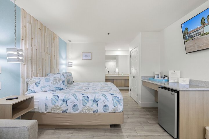 Room 3 of 68