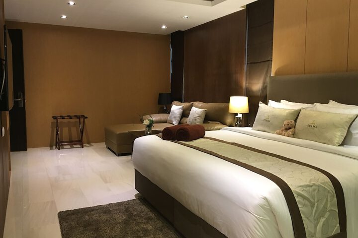 Room 4 of 44