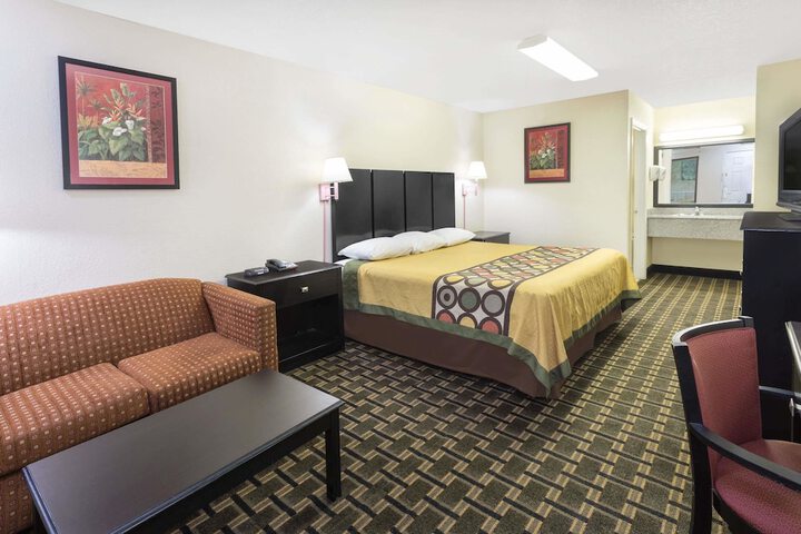 2 Double Beds (9 of 9)