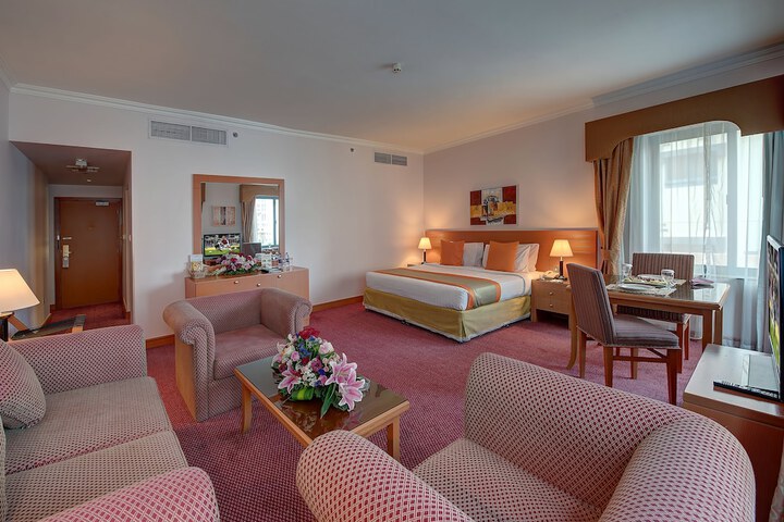 Room 15 of 34