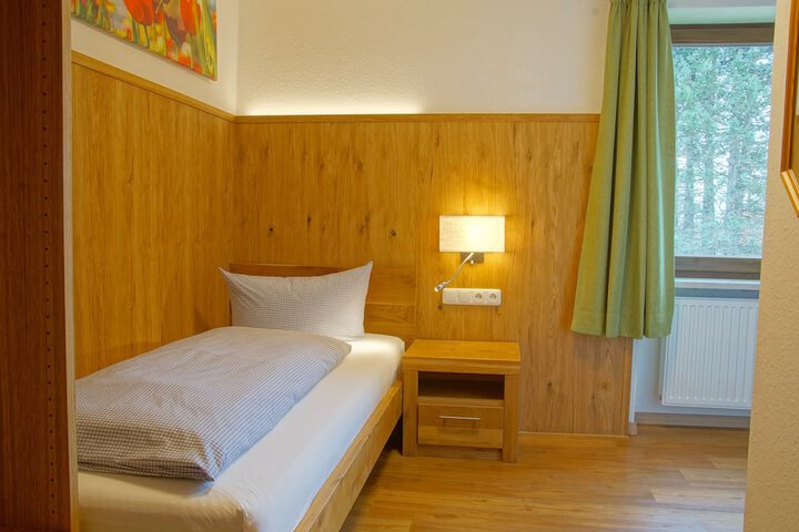 Room 20 of 74