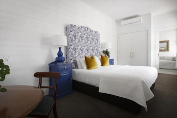 Room 40 of 117