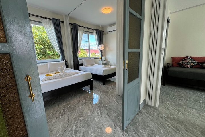 Room 79 of 272
