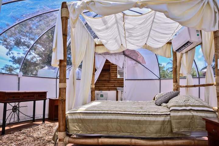 Room 4 of 30