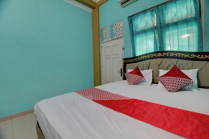 Room 16 of 27
