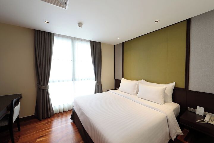 Room 20 of 160