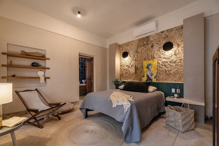Room 6 of 41