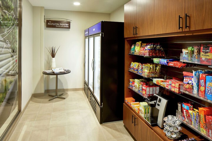 Snack bar