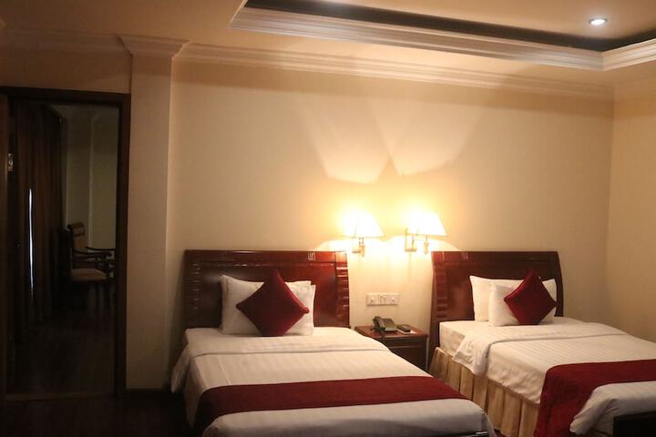 Room 35 of 91