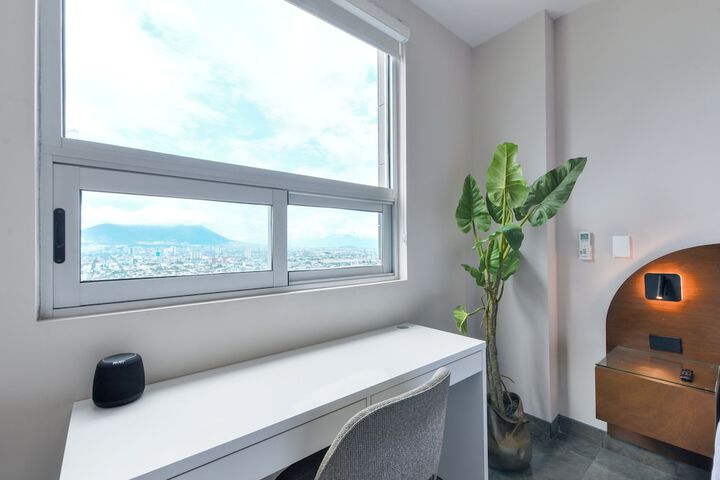 Room 48 of 233