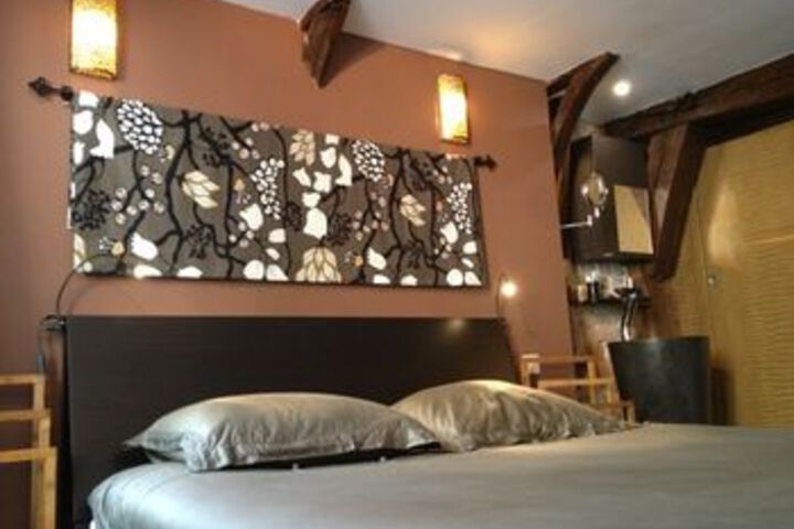 Room 38 of 85