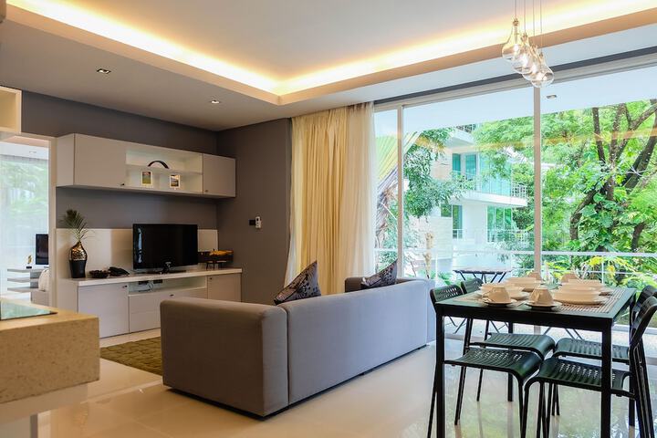 Room 52 of 81