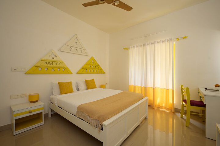 Room 8 of 53