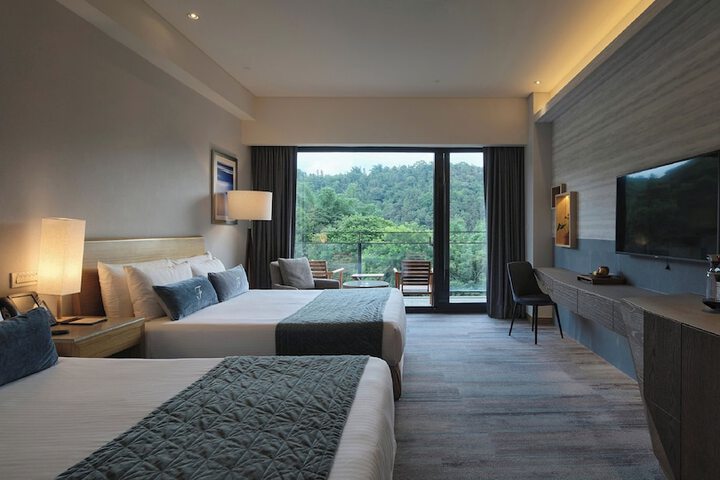 Room 10 of 125