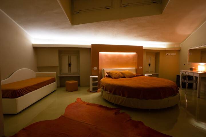 Room 19 of 121