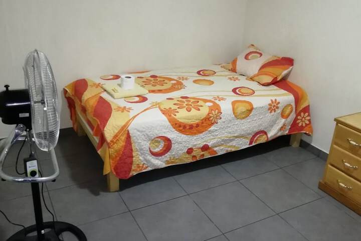 Room 5 of 26