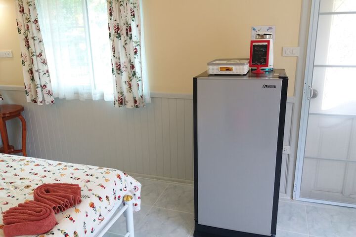 Room 13 of 22