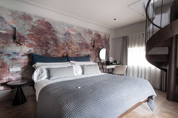 Room 17 of 56
