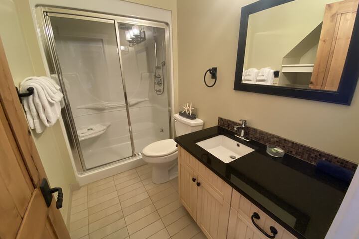 Room 435 of 543