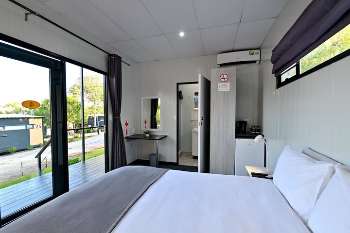 Room 6 of 26