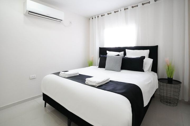 Room 14 of 74