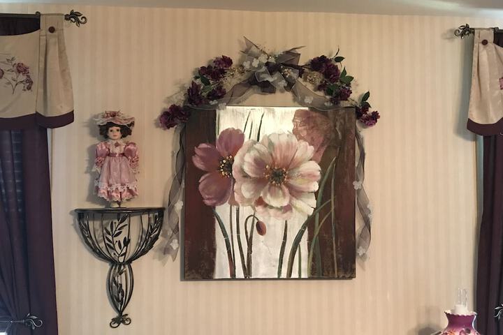Room 6 of 69