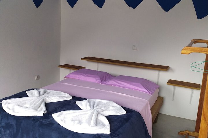 Room 4 of 46