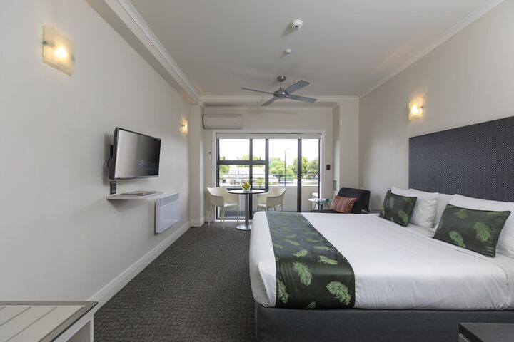 Room 4 of 46