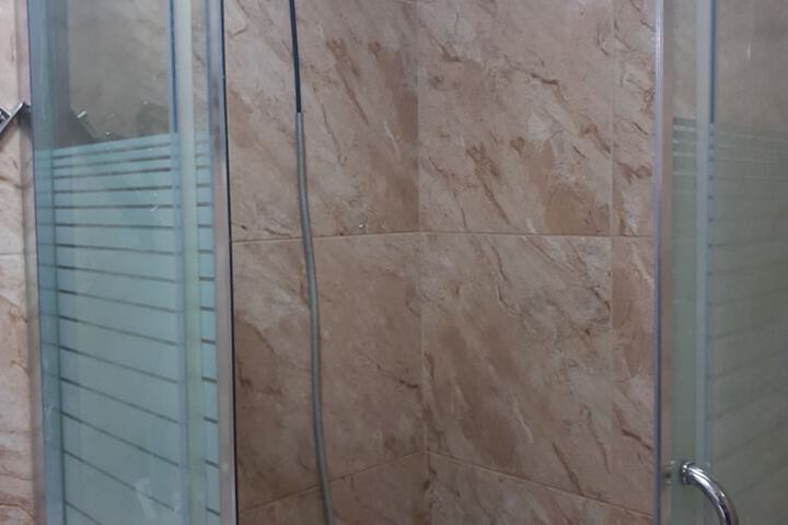 Room 12 of 12